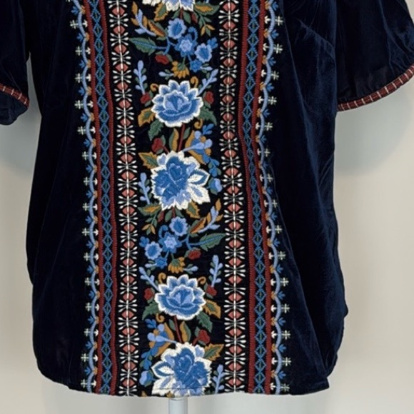 Soft Surroundings Blue Lilian Velvet Top. Embroidered. Size Medium. - Picture 5 of 12